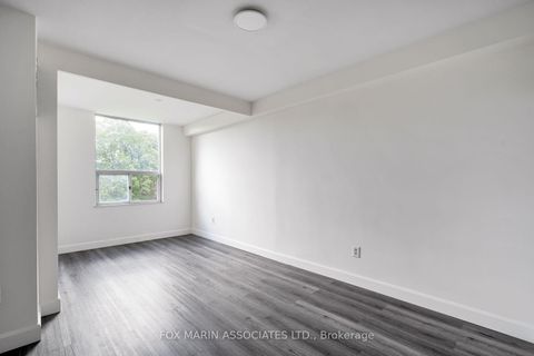 Photo 5 at 312 - 20 Edgecliff Golfway, Flemingdon Park, Toronto