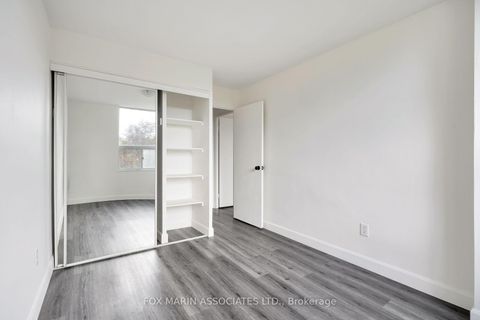 Photo 18 at 312 - 20 Edgecliff Golfway, Flemingdon Park, Toronto