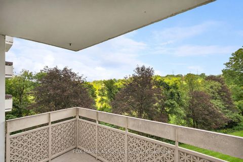 Photo 21 at 312 - 20 Edgecliff Golfway, Flemingdon Park, Toronto