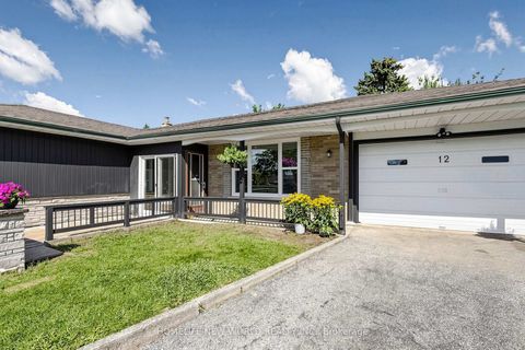 Photo 1 at 12 Greyfriar Court, Jane Heights, Toronto