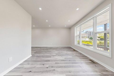 Photo 4 at 12 Greyfriar Court, Jane Heights, Toronto