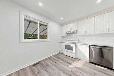 Photo 9 at 12 Greyfriar Court, Jane Heights, Toronto