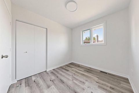 Photo 19 at 12 Greyfriar Court, Jane Heights, Toronto