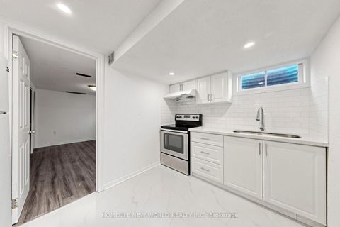 Photo 23 at 12 Greyfriar Court, Jane Heights, Toronto