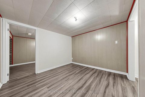 Photo 28 at 12 Greyfriar Court, Jane Heights, Toronto