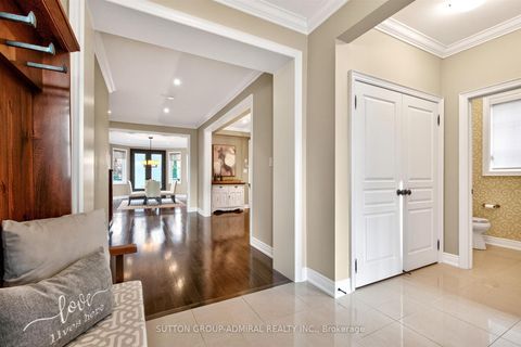 Photo 3 at 91 Parkheights Trail, Nobleton, King