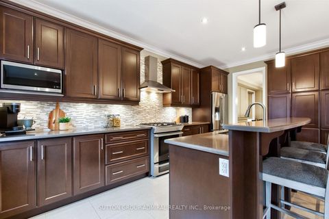 Photo 15 at 91 Parkheights Trail, Nobleton, King