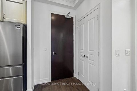 Photo 5 at 204 - 20 Burkebrook Place, York Mills, Toronto