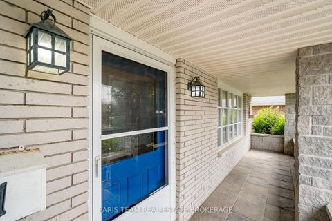 Photo 3 at 51 Davies Crescent, Grove East, Barrie