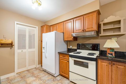 Photo 6 at 51 Davies Crescent, Grove East, Barrie