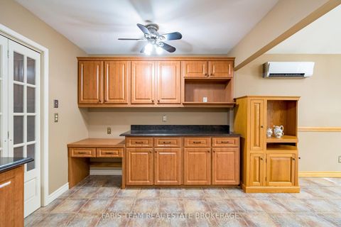 Photo 9 at 51 Davies Crescent, Grove East, Barrie