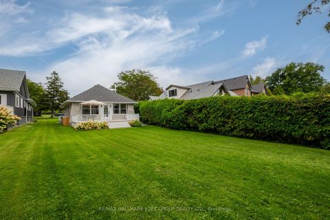 Photo 3 at 913 Lake Drive N, Historic Lakeshore Communities, Georgina