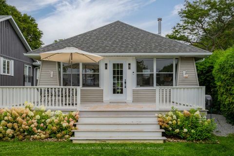 Photo 4 at 913 Lake Drive N, Historic Lakeshore Communities, Georgina