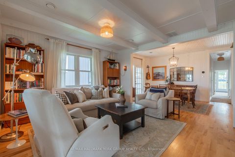 Photo 10 at 913 Lake Drive N, Historic Lakeshore Communities, Georgina