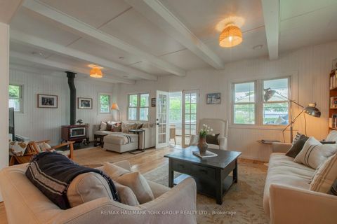 Photo 12 at 913 Lake Drive N, Historic Lakeshore Communities, Georgina
