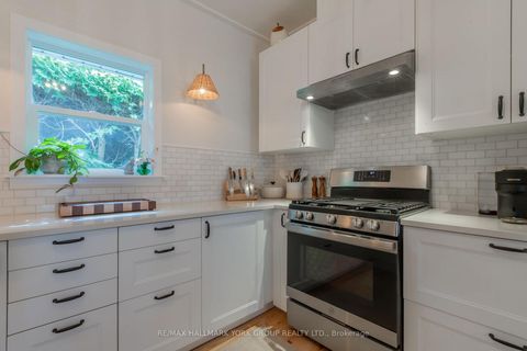 Photo 20 at 913 Lake Drive N, Historic Lakeshore Communities, Georgina