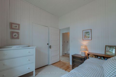 Photo 25 at 913 Lake Drive N, Historic Lakeshore Communities, Georgina