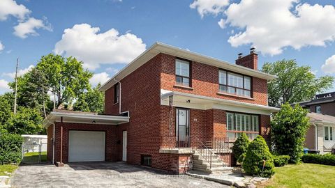 Photo 2 at 104 Otonabee Avenue, Newtonbrook East, Toronto