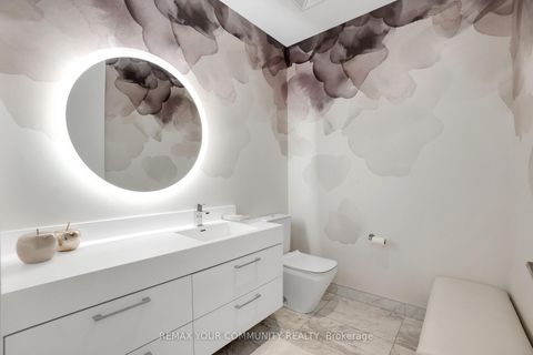 Photo 6 at 5405 - 1 Yorkville Avenue, Annex, Toronto