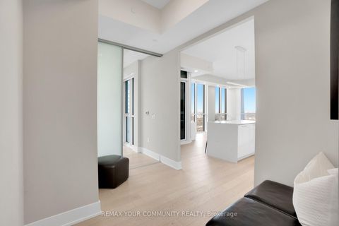 Photo 7 at 5405 - 1 Yorkville Avenue, Annex, Toronto