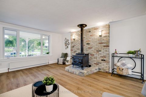 Photo 3 at 14 Sutherland Avenue, Crescent Town, Toronto