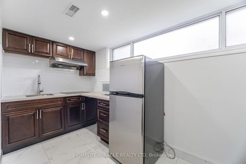 Photo 41 at 41 Bradstock Road, Humbermede, Toronto
