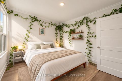 Photo 4 at 41 Lakeview Avenue, Bellwoods, Toronto