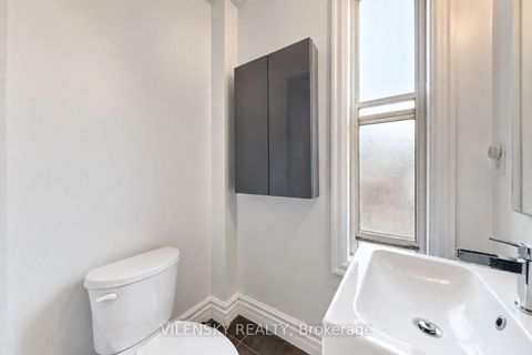 Photo 13 at 41 Lakeview Avenue, Bellwoods, Toronto