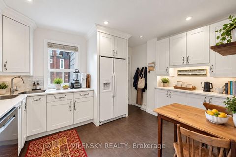 Photo 19 at 41 Lakeview Avenue, Bellwoods, Toronto