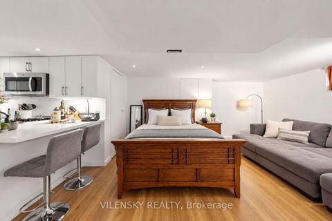 Photo 27 at 41 Lakeview Avenue, Bellwoods, Toronto