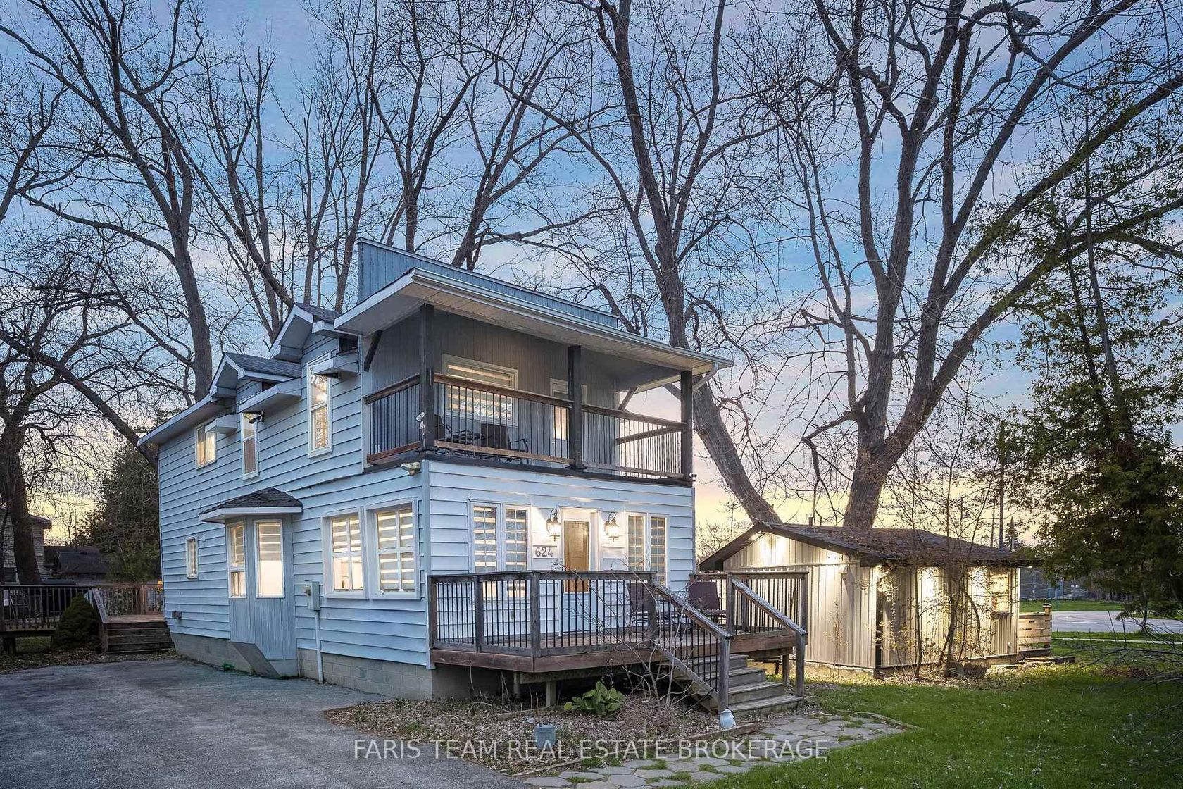 687 Innisfil Beach Road, Alcona, Innisfil photo number 2