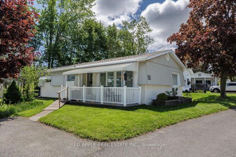 Photo 0 at 30 Flora Court, Rural Innisfil, Innisfil