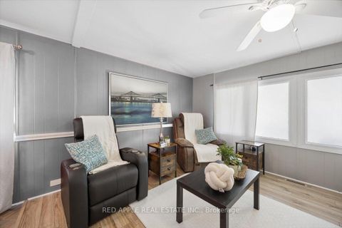 Photo 5 at 30 Flora Court, Rural Innisfil, Innisfil