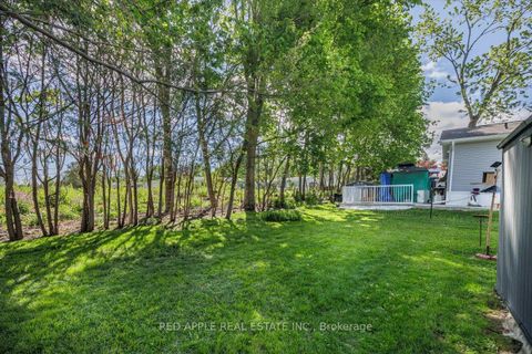 Photo 32 at 30 Flora Court, Rural Innisfil, Innisfil