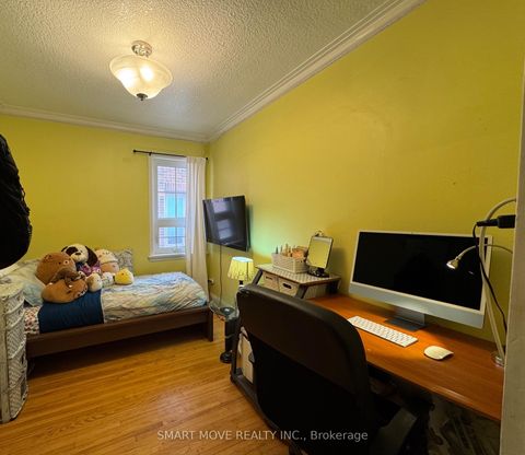 Photo 8 at 66 Beechborough Avenue, Greenbrook, Toronto