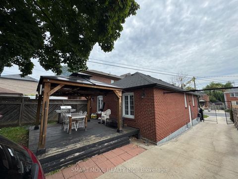 Photo 15 at 66 Beechborough Avenue, Greenbrook, Toronto