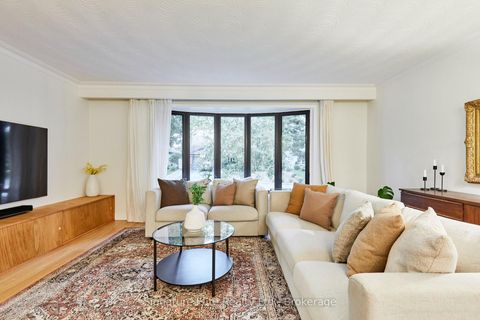 Photo 2 at 69 Regency Square, Guildwood, Toronto