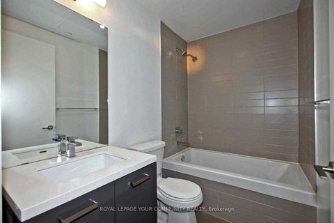 Photo 5 at 403 - 11 Charlotte Street, Waterfront Communities C1, Toronto