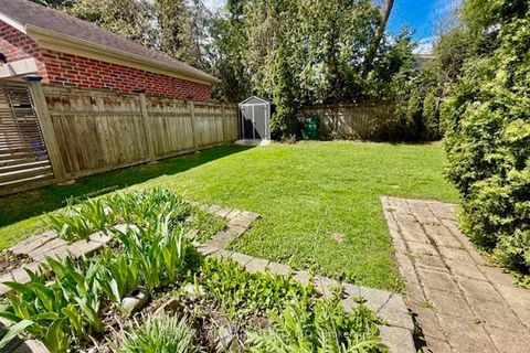 Photo 42 at 64 Powell Street, Mill Pond, Richmond Hill