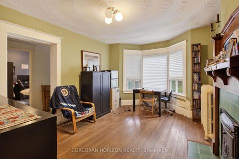 Photo 24 at 355 Parkside Drive, Swansea, Toronto