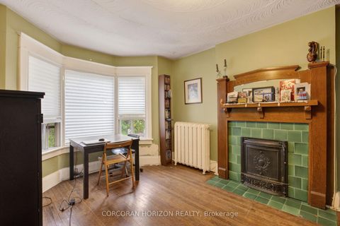 Photo 25 at 355 Parkside Drive, Swansea, Toronto