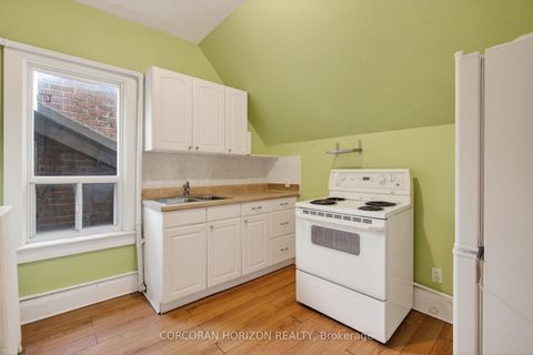 Photo 29 at 355 Parkside Drive, Swansea, Toronto