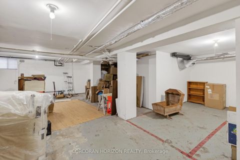 Photo 34 at 355 Parkside Drive, Swansea, Toronto