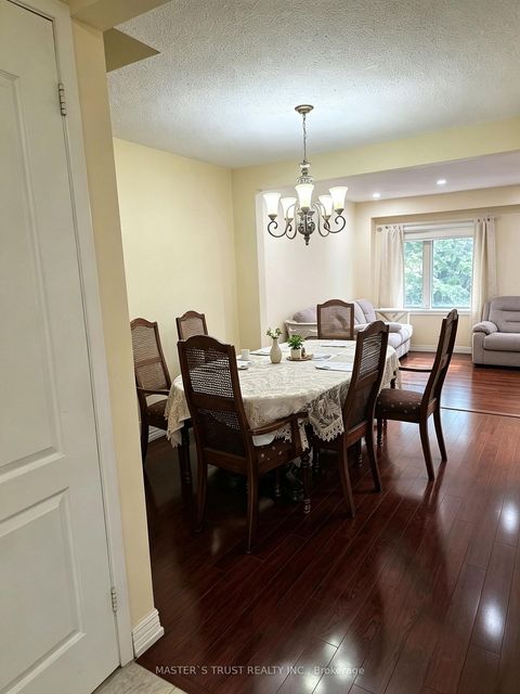 Photo 2 at 22 O'Halloran Crescent, Milliken, Toronto