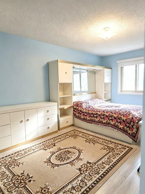 Photo 18 at 22 O'Halloran Crescent, Milliken, Toronto