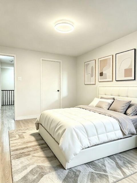 Photo 21 at 22 O'Halloran Crescent, Milliken, Toronto