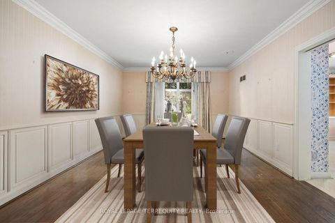 Photo 13 at 2 Chieftain Crescent, Windfields, Toronto
