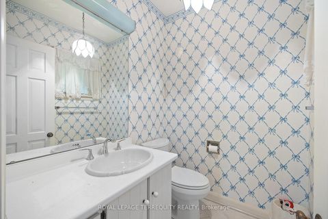 Photo 29 at 2 Chieftain Crescent, Windfields, Toronto