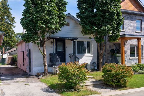 Photo 4 at 43 Fifteenth Street, New Toronto, Toronto