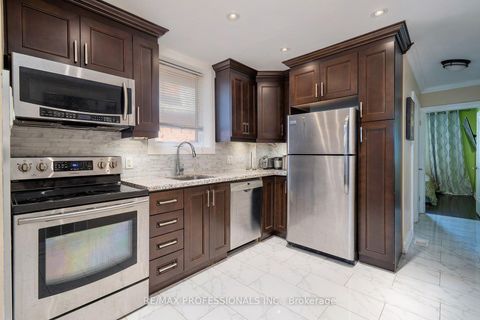 Photo 11 at 43 Fifteenth Street, New Toronto, Toronto